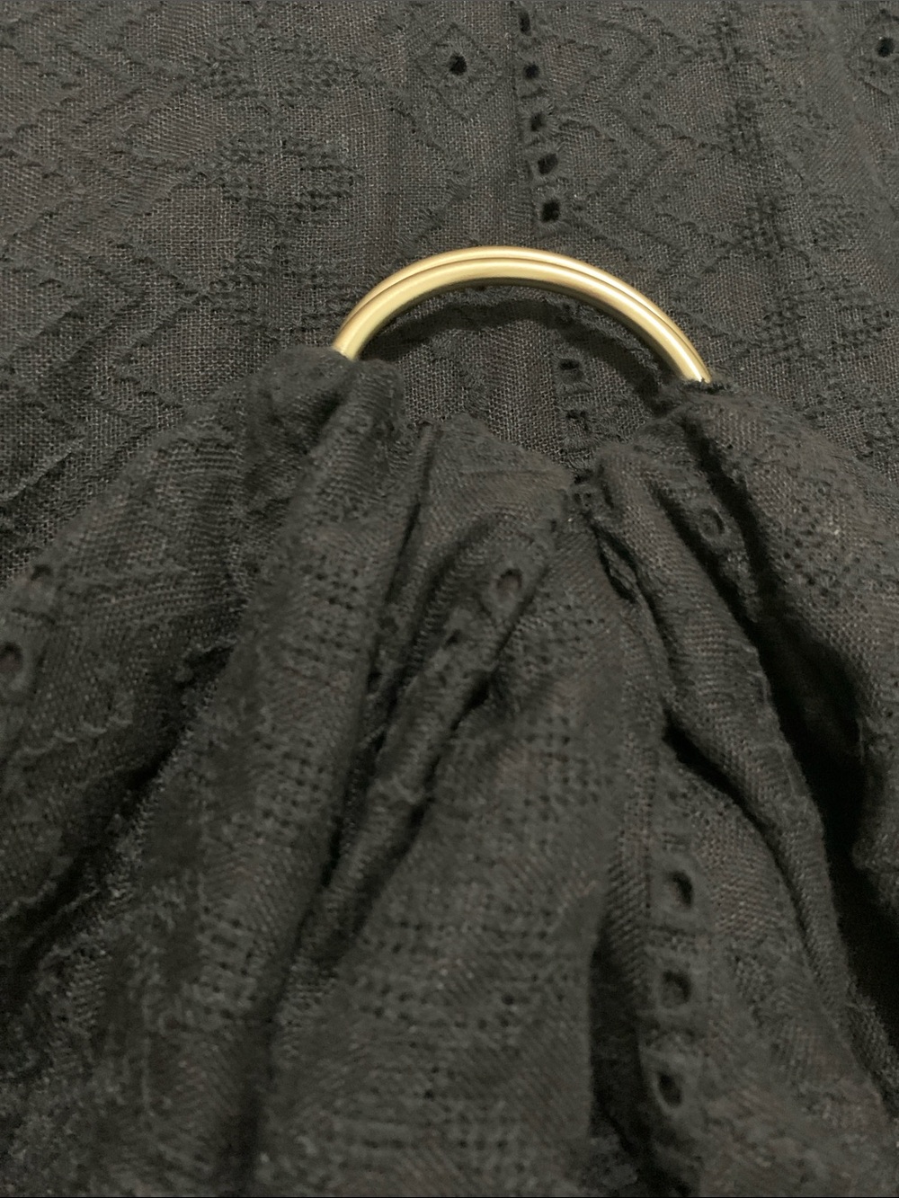 Sakura Bloom ring sling, linen
Black eyelet thick lined 75”